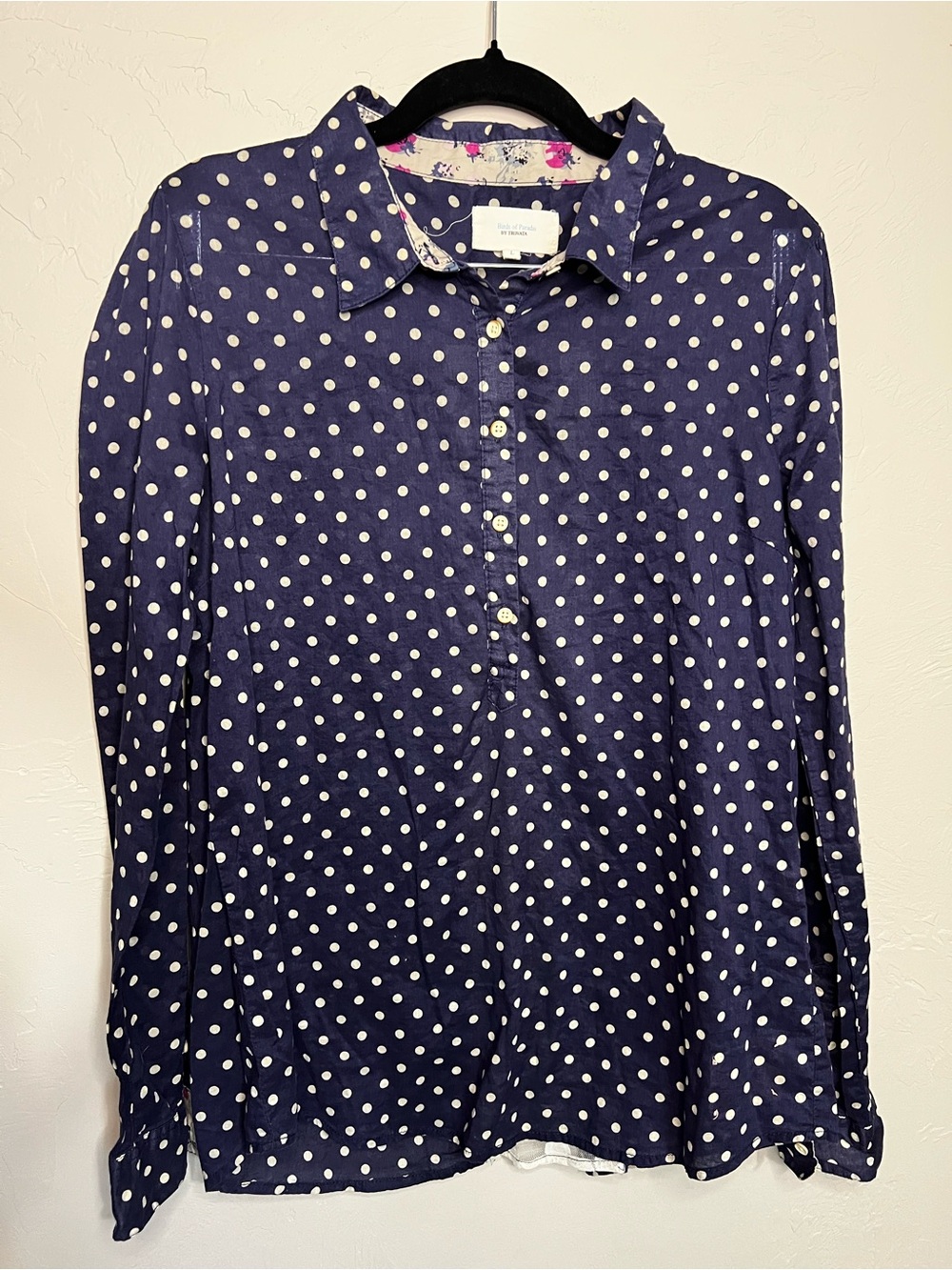 Birds of Paradis by Trovata Blue White Polka Dot Lace Back Pop Over Blouse - Picture 2 of 14